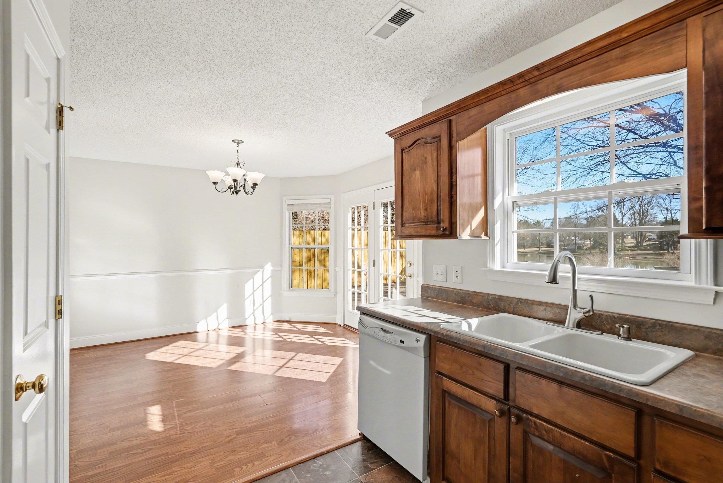 381 Split Oak Lane Inman, SC 29349 - Photo 7 of 23