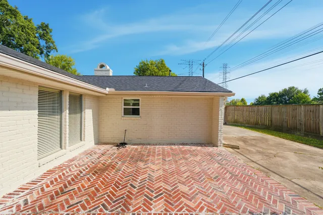 $2,800 | 2502 Hollow Hook Road, Houston, TX 77080