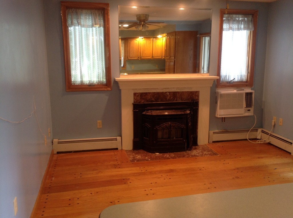 11 Ridgeland Road Shrewsbury, MA 01545 - Photo 4 of 19 Gallery Image 4