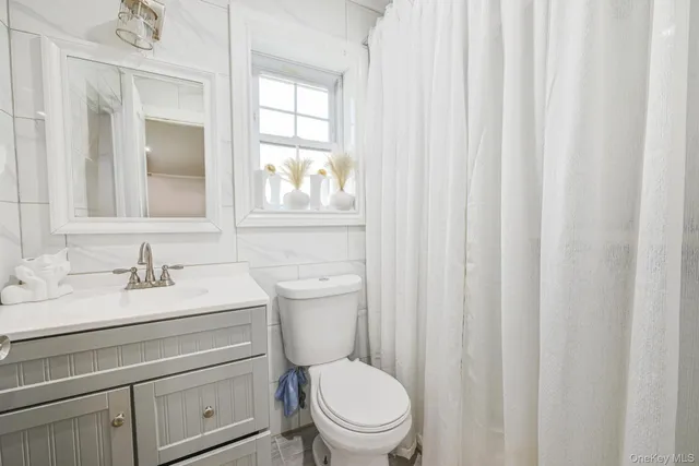 $1,325,000 | 239-38 147th Drive | Rosedale