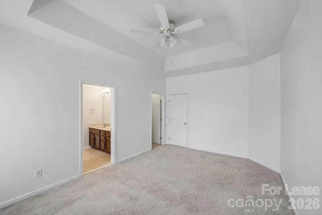 a view of a livingroom with closet