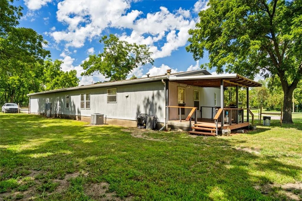 415 1st Street LeRoy, KS 66857 - Photo 23 of 35