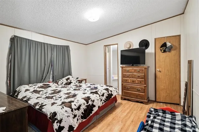 $160,000 | 415 1st Street, LeRoy, KS 66857