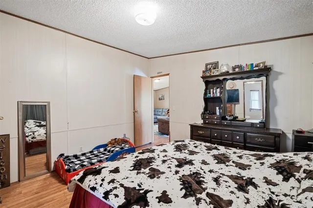 $160,000 | 415 1st Street, LeRoy, KS 66857