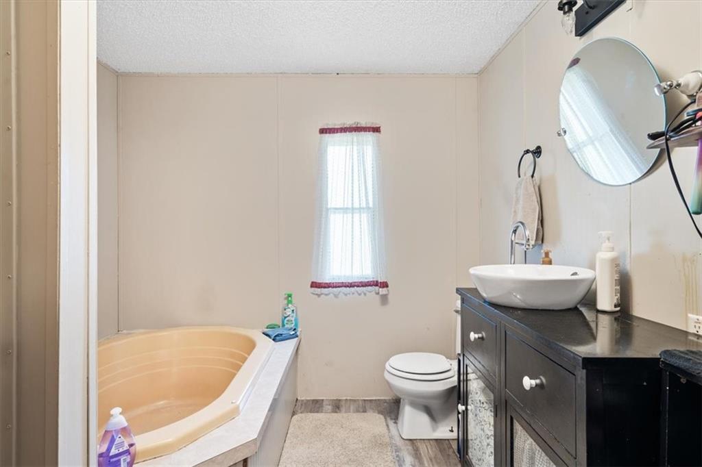 415 1st Street LeRoy, KS 66857 - Photo 32 of 35