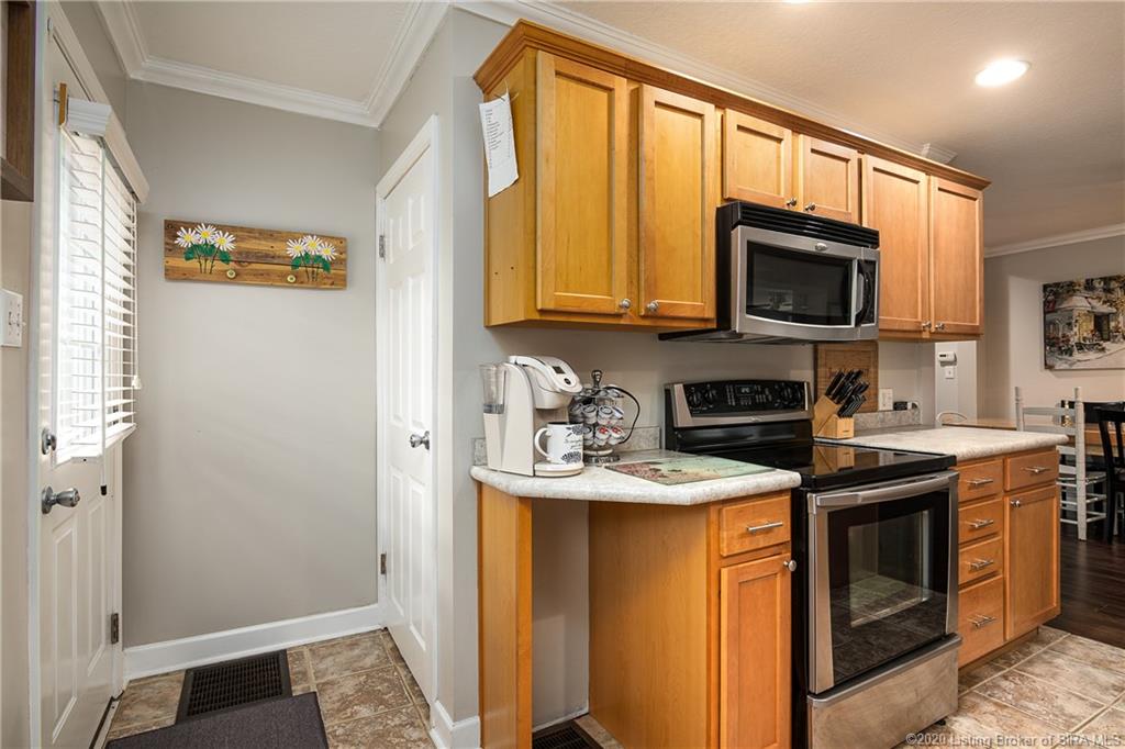418 Captain Frank Road New Albany, IN 47150 - Photo 10 of 39 Gallery Image 10