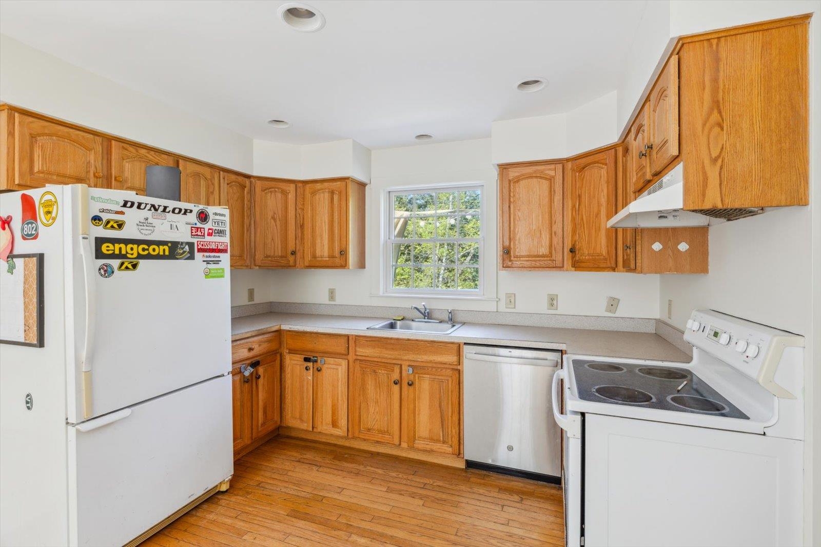 547 Sawmill Road Greenfield, NH 03047 - Photo 3 of 31