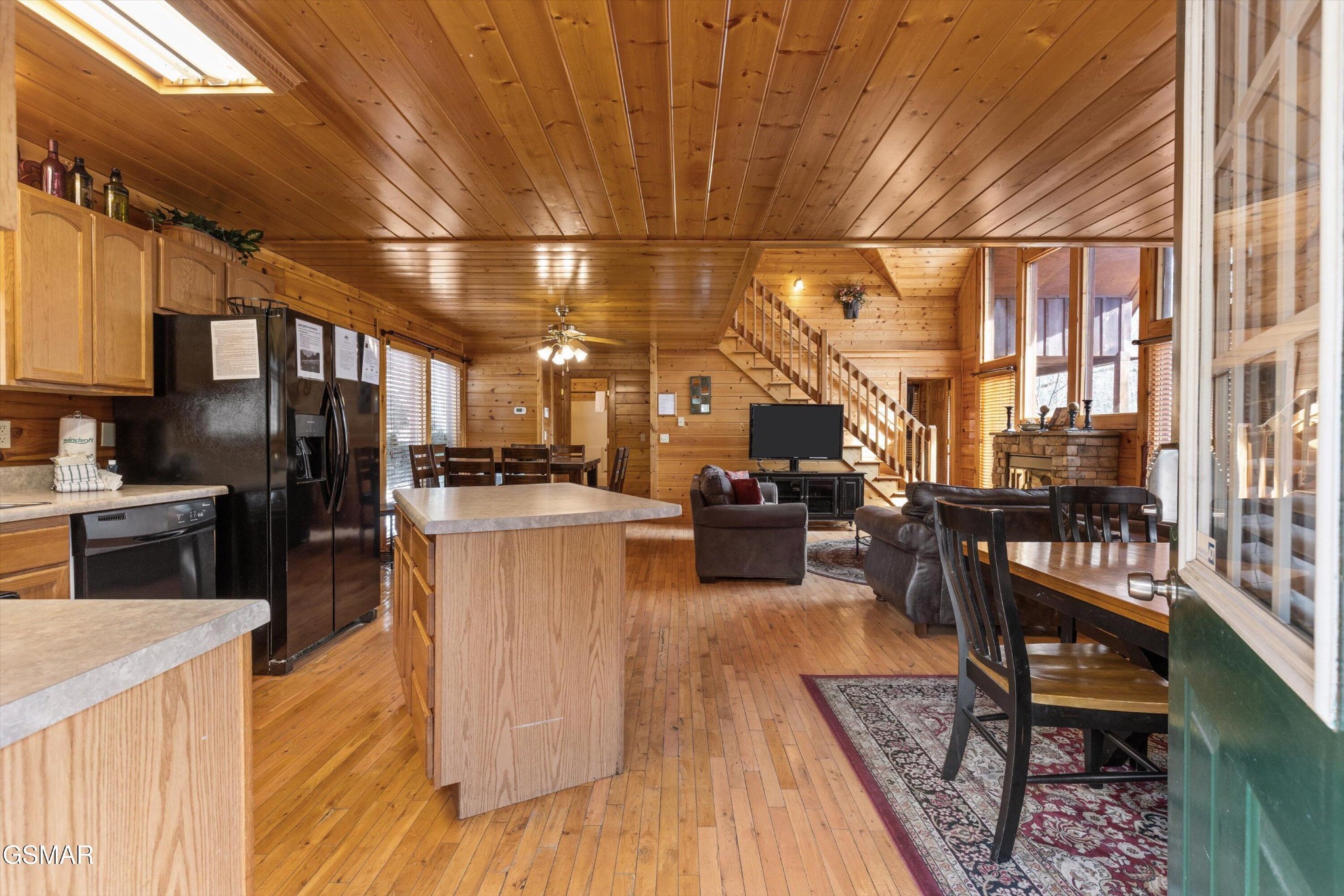 1544 Boo Boos Way Sevierville, TN 37862 - Photo 5 of 40 Gallery Image 5