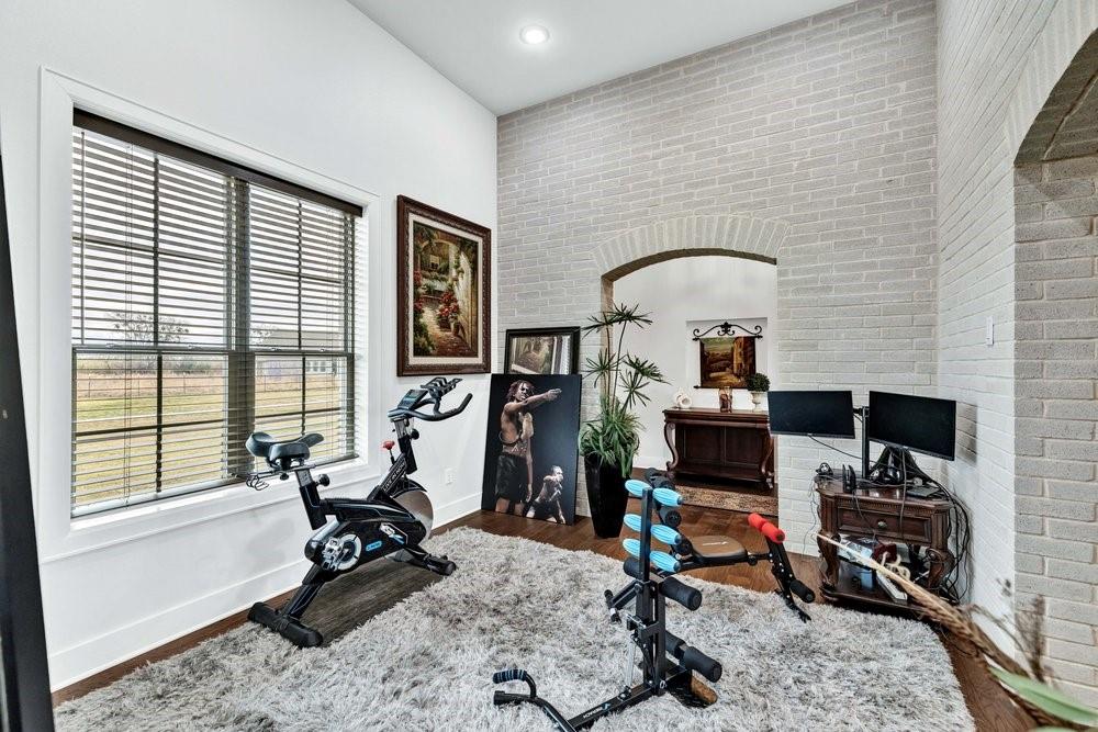 580 County Road 3422 Wills Point, TX 75169 - Photo 19 of 38 a view of a room with gym equipment