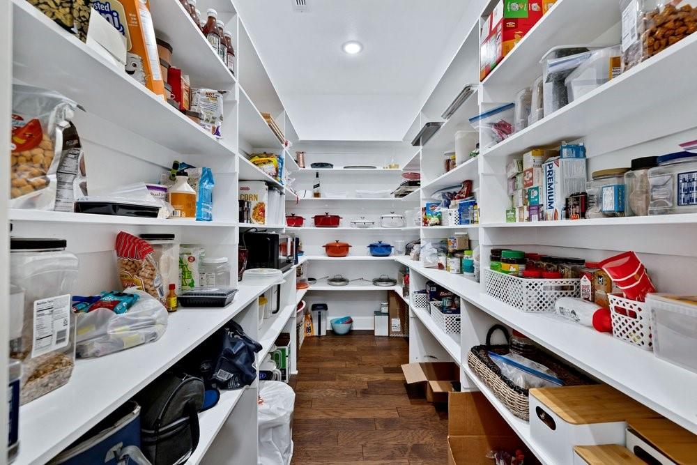 580 County Road 3422 Wills Point, TX 75169 - Photo 35 of 38 a storage room with lots of furniture and clutter