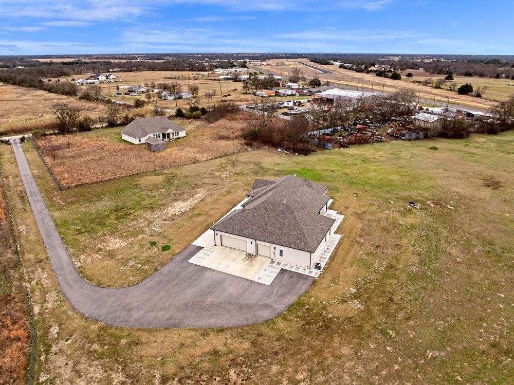 580 County Road 3422 Wills Point, TX 75169 - Photo 6 of 38 an aerial view of a house