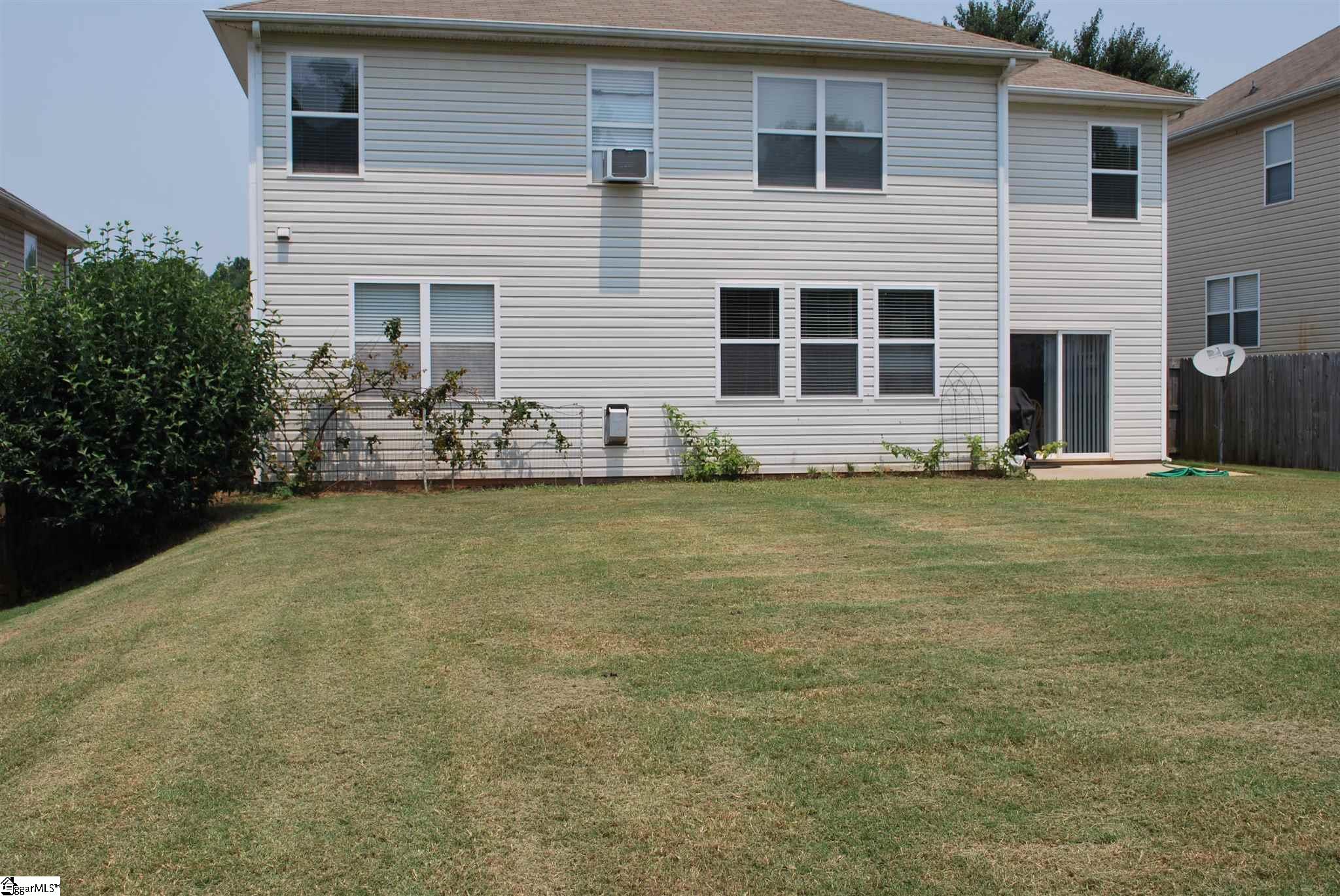 130 Scottish Avenue Simpsonville, SC 29680 - Photo 2 of 20 Large level fenced yard