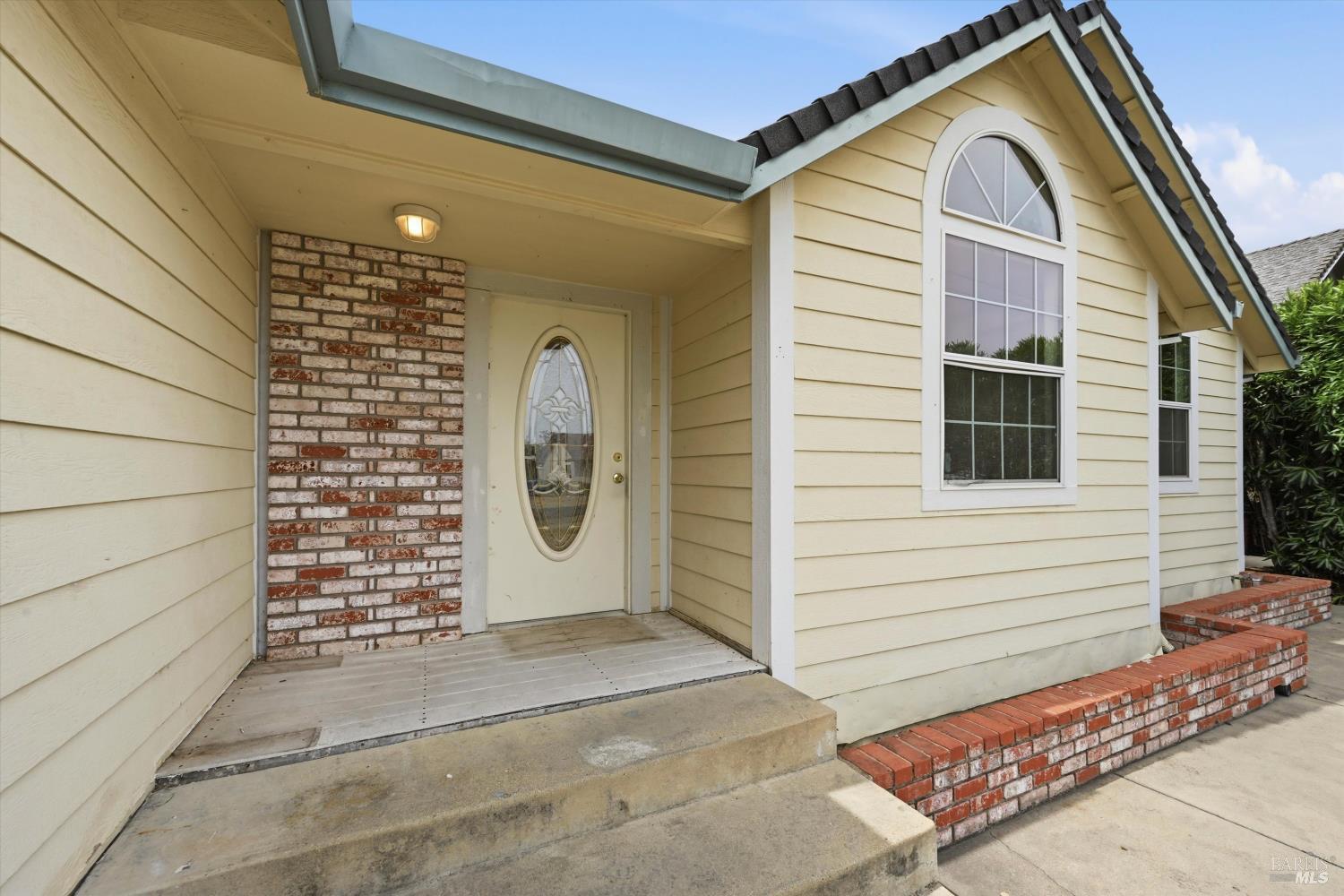 18057 Spyglass Road Hidden Valley Lake, CA 95467 - Photo 2 of 29 Welcoming front porch.