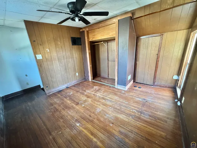 $67,500 | 1220 Southwest Harvey Place, Topeka, KS 66606