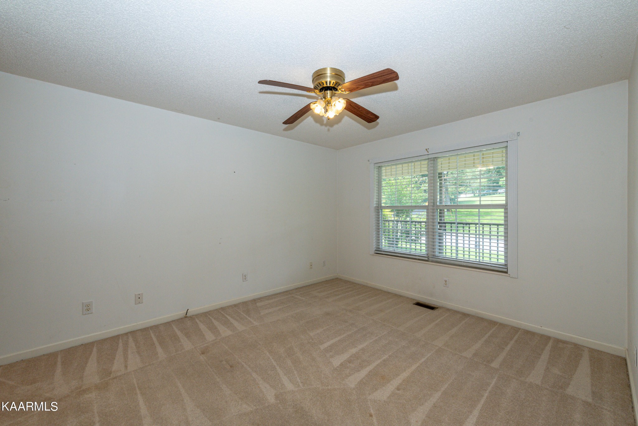 1613 Sevierville Road Maryville, TN 37804 - Photo 24 of 50 a view of an empty room with a window