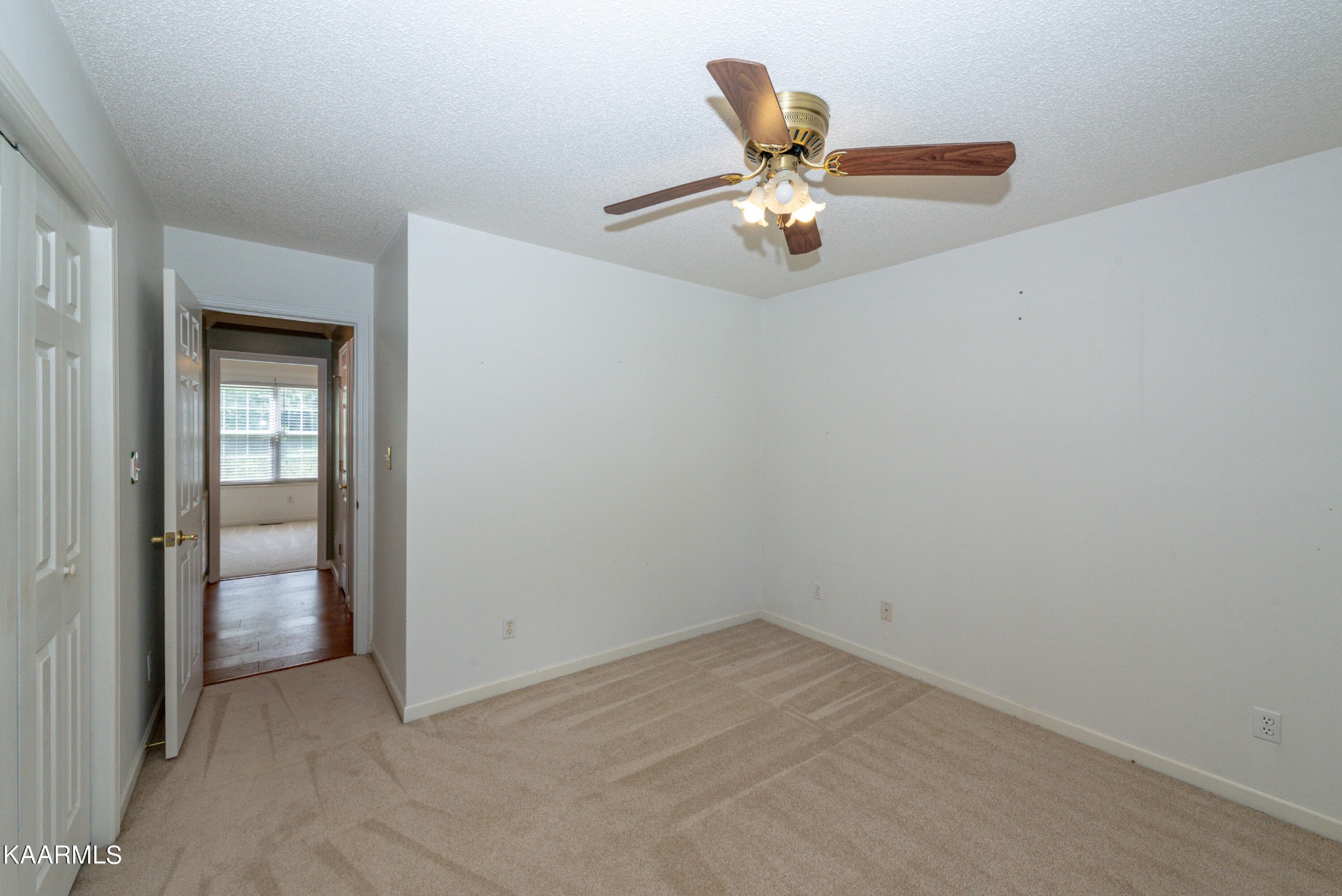 1613 Sevierville Road Maryville, TN 37804 - Photo 34 of 50 an empty room
