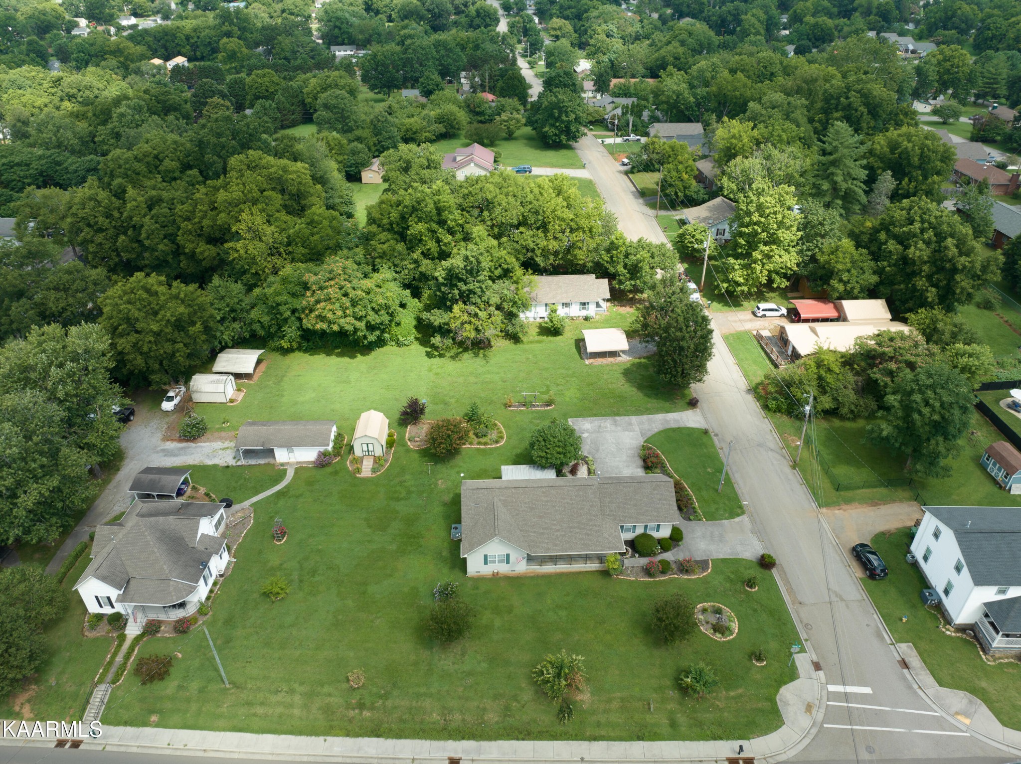 1613 Sevierville Road Maryville, TN 37804 - Photo 4 of 50 an aerial view of a house with a yard