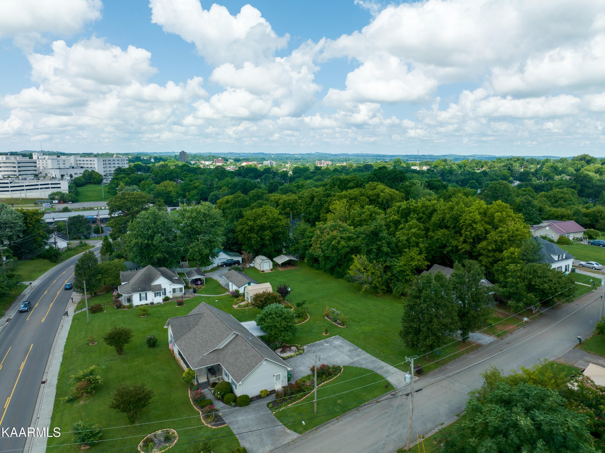 1613 Sevierville Road Maryville, TN 37804 - Photo 47 of 50 a view of a city