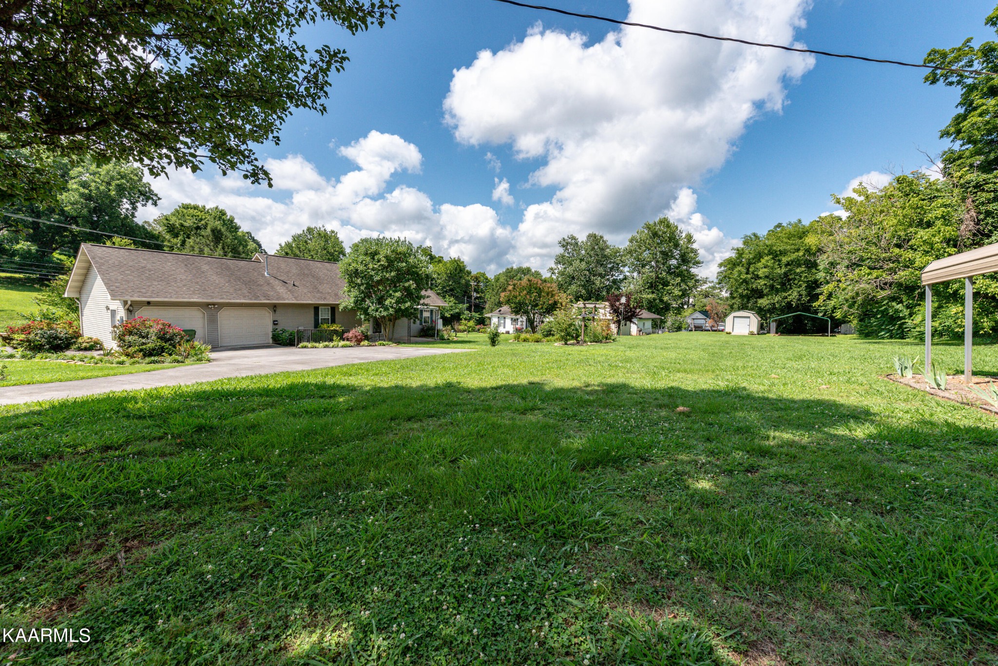1613 Sevierville Road Maryville, TN 37804 - Photo 48 of 50 a view of a backyard