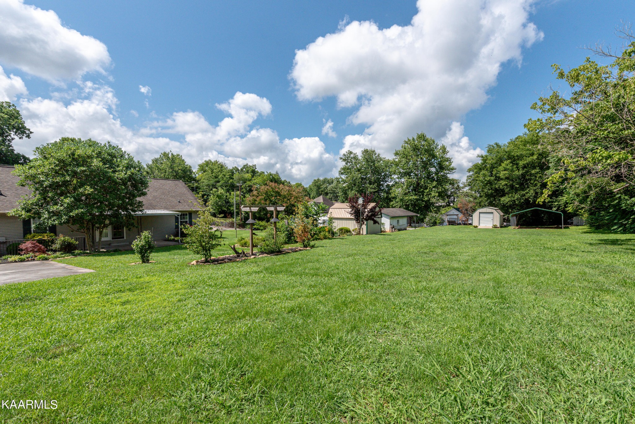 1613 Sevierville Road Maryville, TN 37804 - Photo 7 of 50 a view of a garden