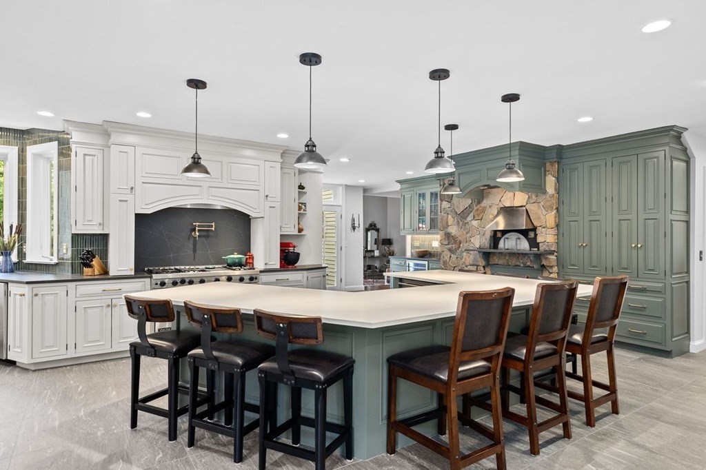 4 Clapp Brook Road Norwell, MA 02061 - Photo 4 of 42 Gallery Image 4