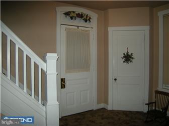 100 Old Spies Church Road Reading, PA 19606 - Photo 7 of 12 Foyer