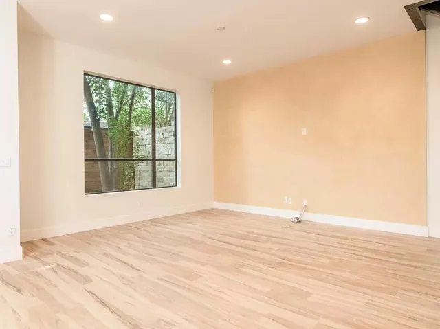 $3,900 | 1907 West 30th Street, Unit A, Austin, TX 78703