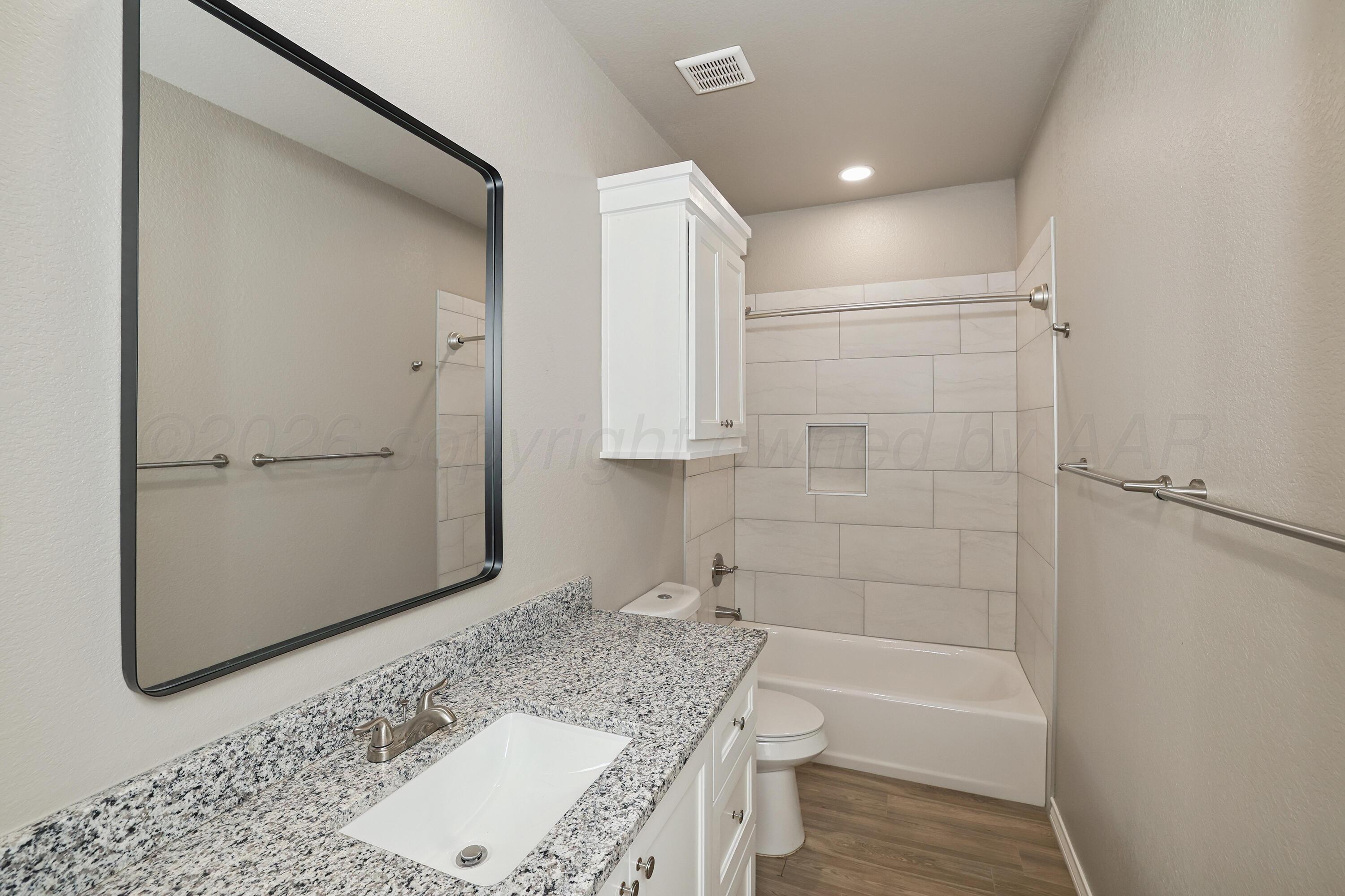 13466 Antenor Road Amarillo, TX 79124 - Photo 28 of 48 28-Bathroom