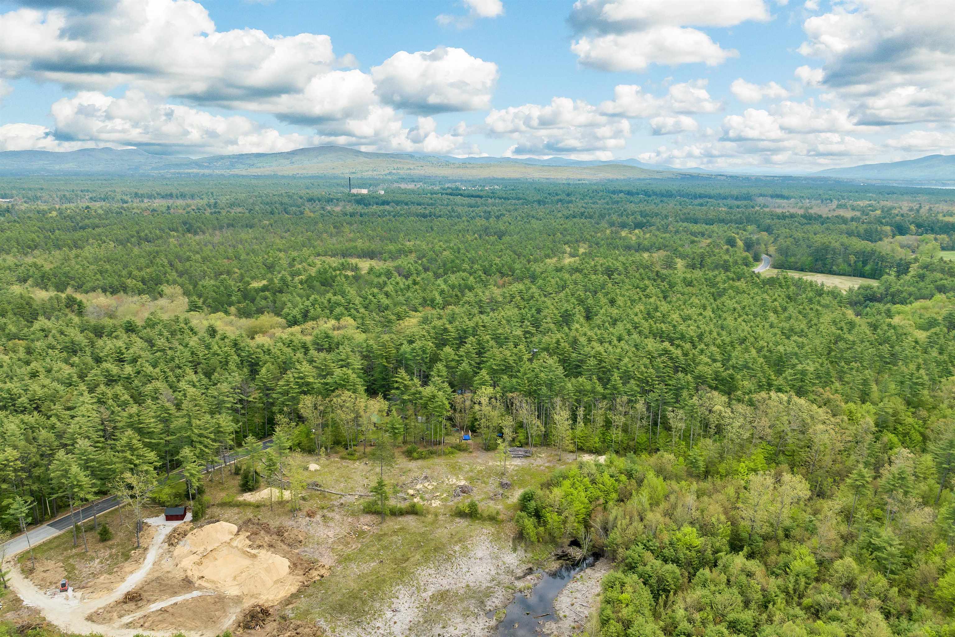 51 Depot Road, Unit 4 Tamworth, NH 03886 - Photo 22 of 25 Gallery Image 22