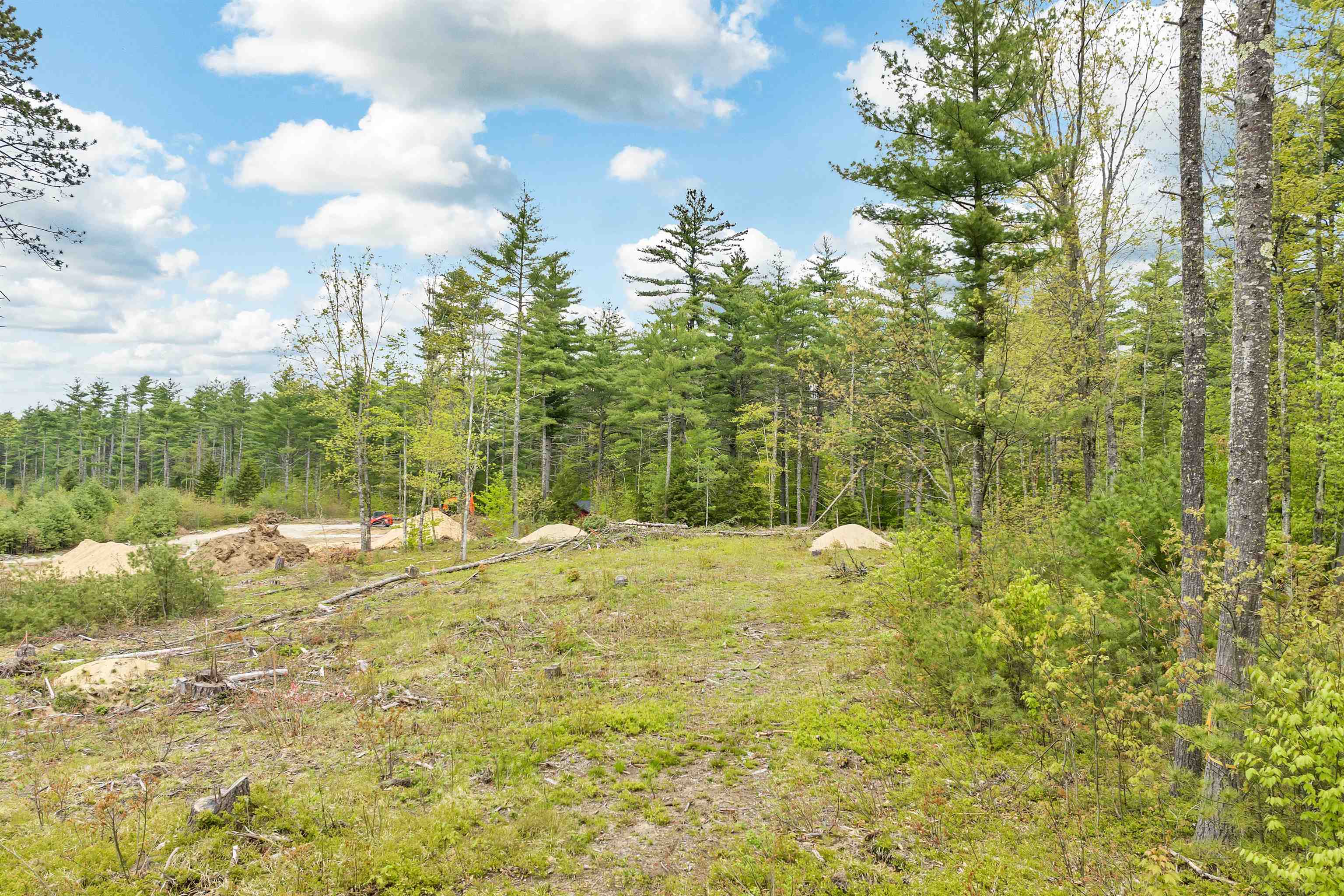 51 Depot Road, Unit 4 Tamworth, NH 03886 - Photo 8 of 25 Gallery Image 8