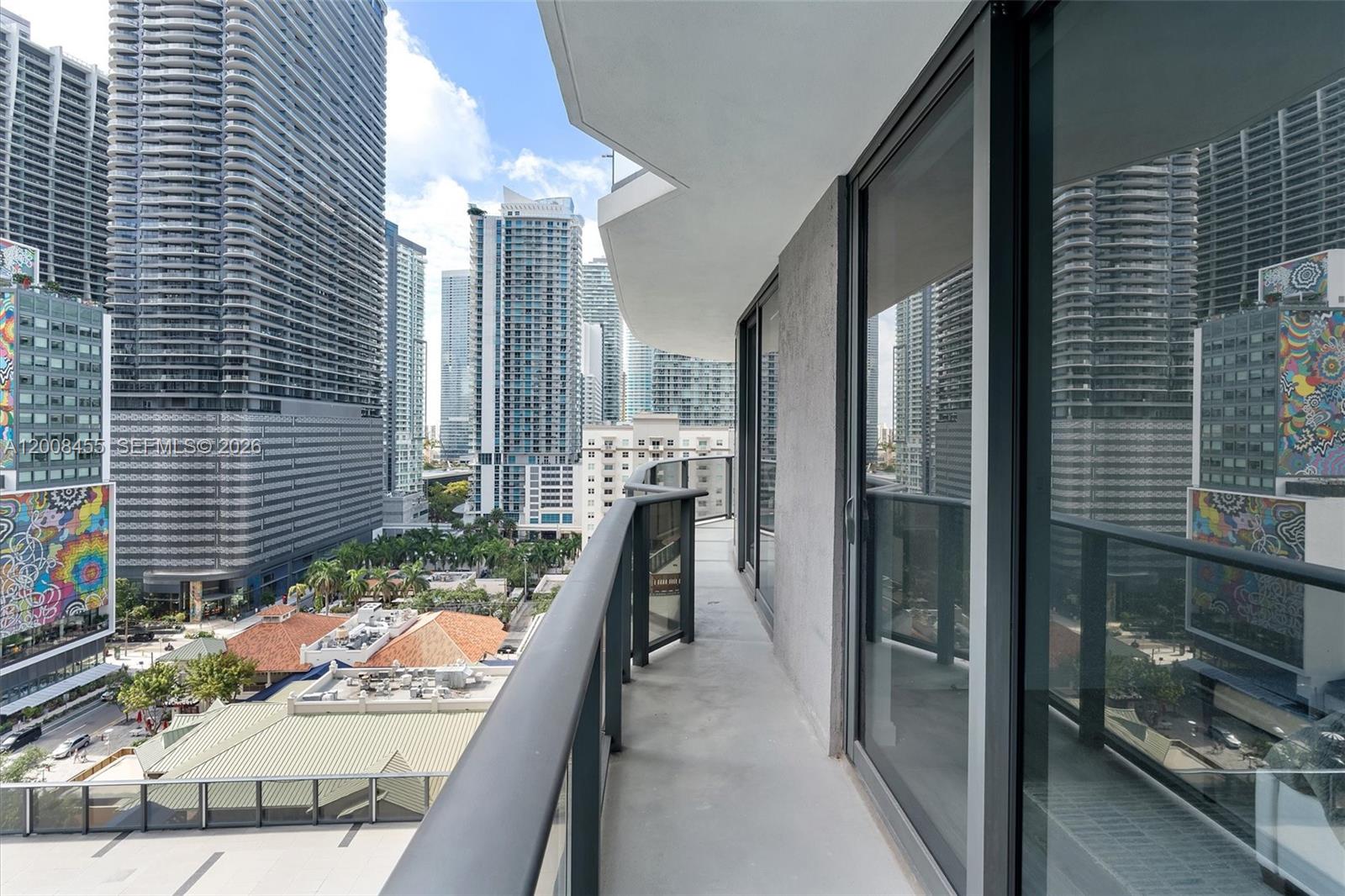 55 Southwest 9th Street, Unit 1103 Miami, FL 33130 - Photo 7 of 26