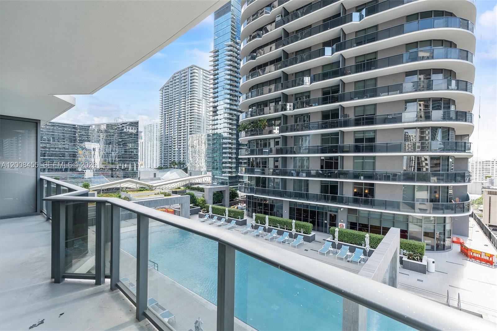 55 Southwest 9th Street, Unit 1103 Miami, FL 33130 - Photo 8 of 26