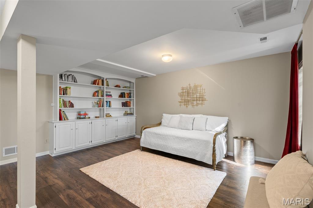 35 Ridgeview Cir Court Ballwin, MO 63021 - Photo 31 of 48