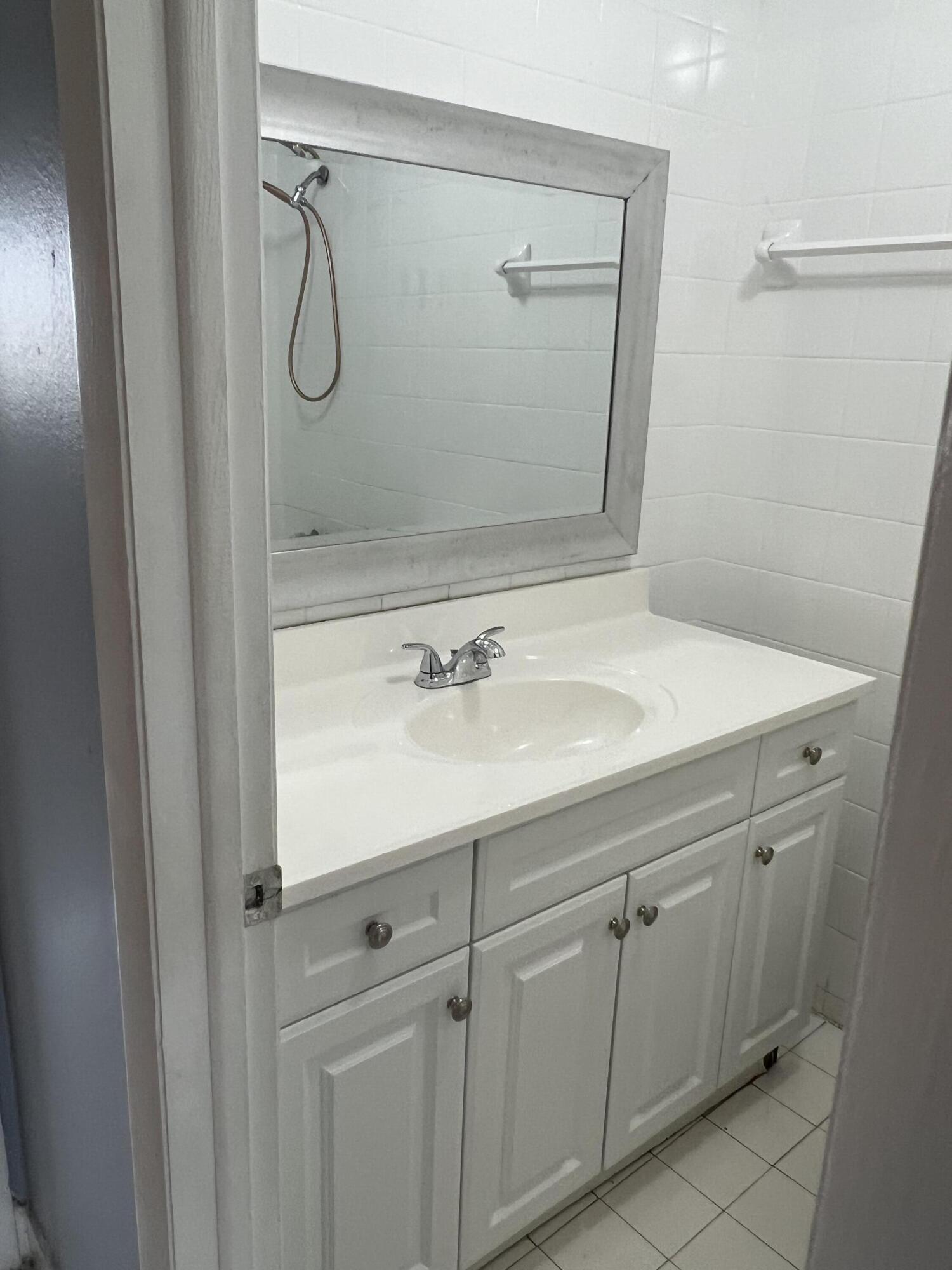 20 Southwest 108th Avenue, Unit F4 Sweetwater, FL 33174 - Photo 17 of 20 IMG_3799