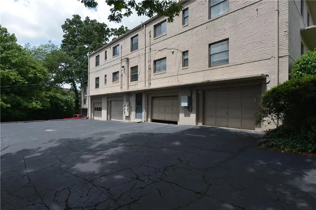 $1,750 | 282 Ardmore Circle Northwest, Unit 2, Atlanta, GA 30309