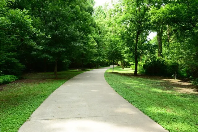 $1,750 | 282 Ardmore Circle Northwest, Unit 2, Atlanta, GA 30309