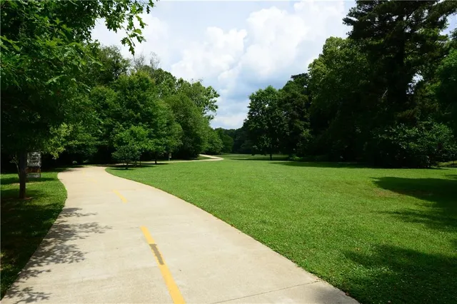 $1,750 | 282 Ardmore Circle Northwest, Unit 2, Atlanta, GA 30309