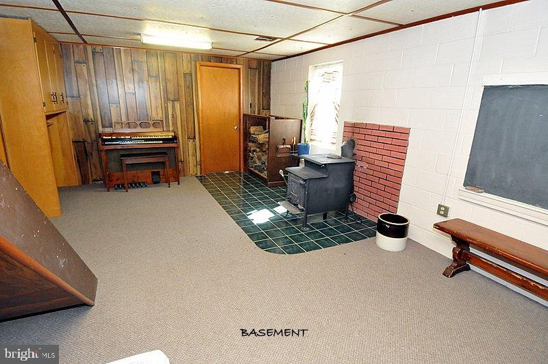 244 Brenneman Road Lancaster, PA 17603 - Photo 12 of 19 Gallery Image 12