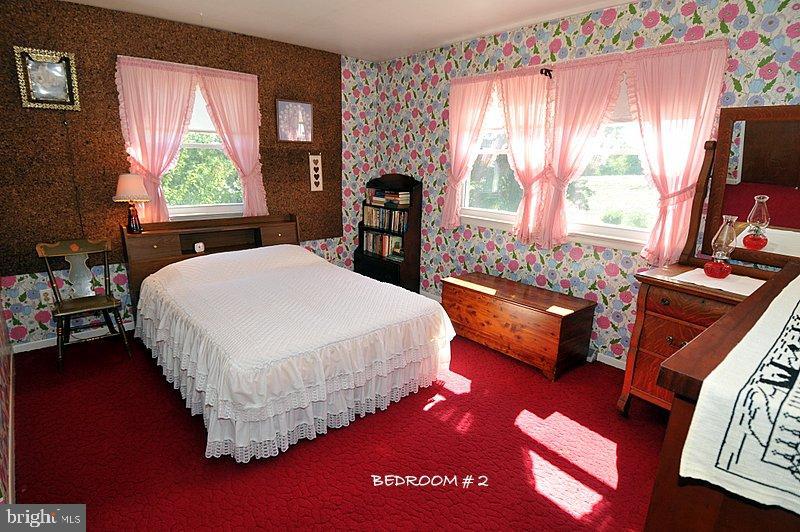 244 Brenneman Road Lancaster, PA 17603 - Photo 10 of 19 Gallery Image 10