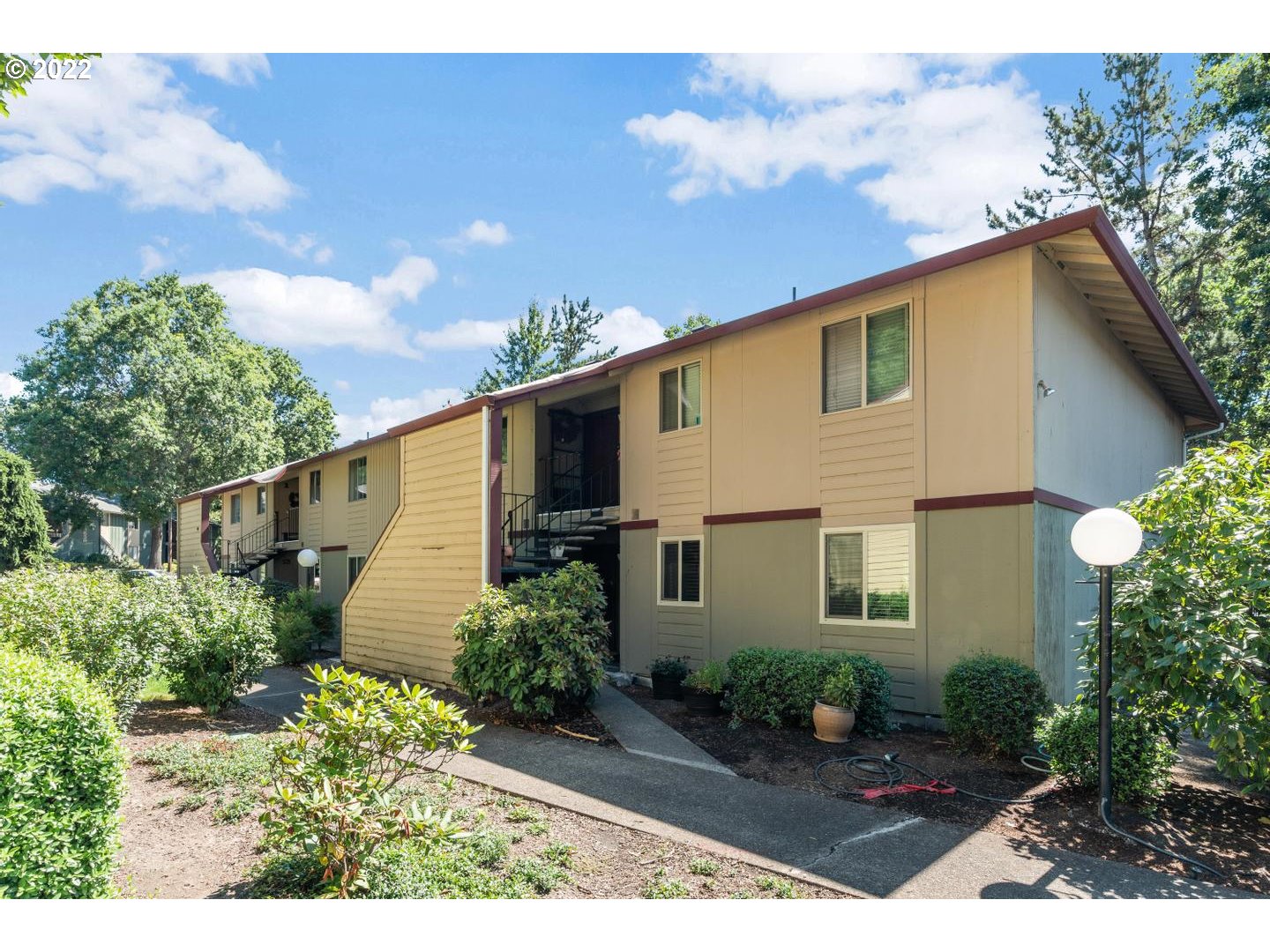 12604 Northwest Barnes Road, Unit 8 Portland, OR 97229 - Photo 1 of 15 Gallery Image 1