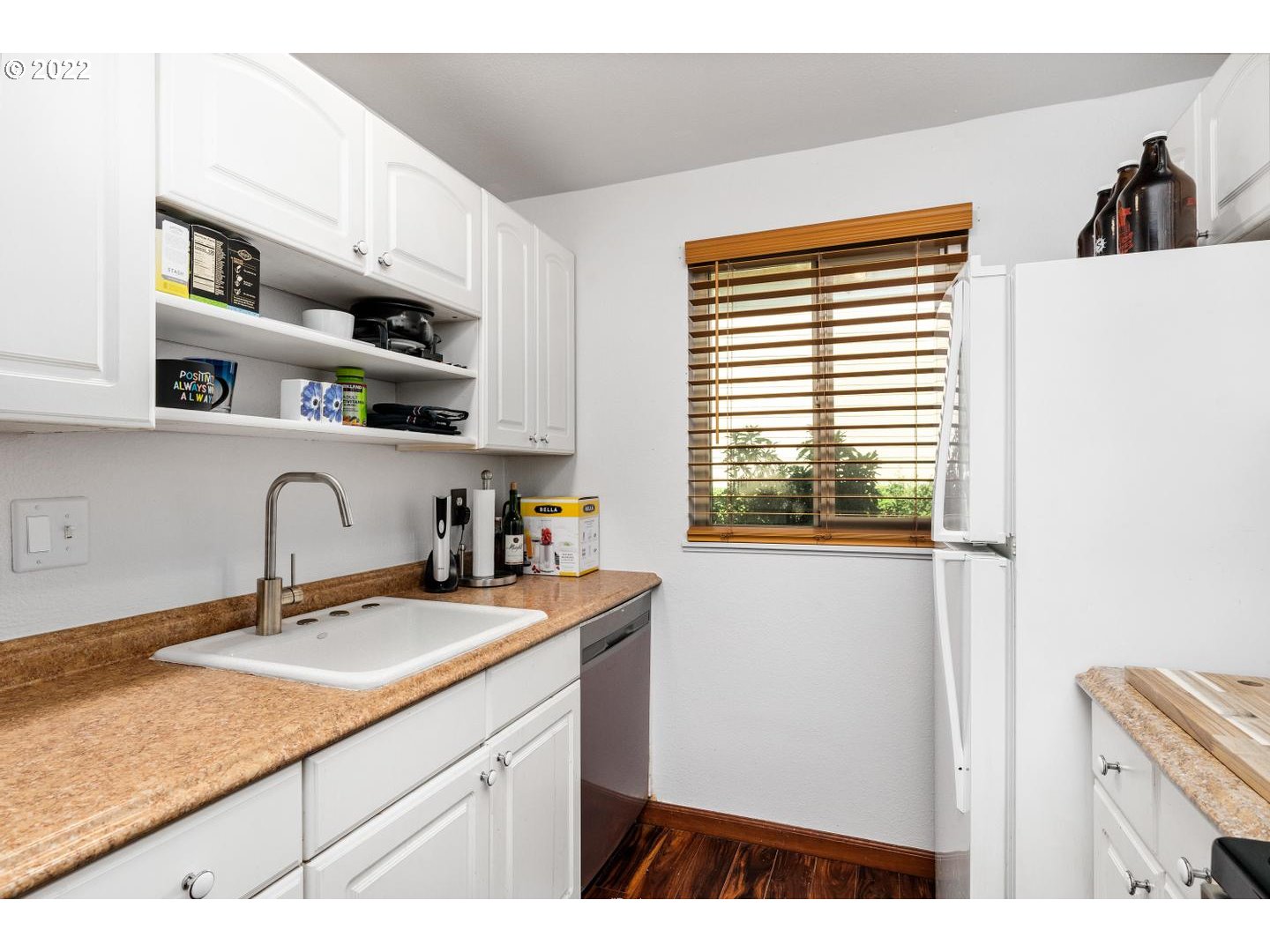 12604 Northwest Barnes Road, Unit 8 Portland, OR 97229 - Photo 8 of 15 Gallery Image 8
