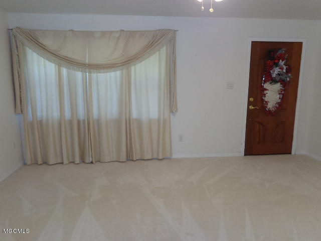 828 Tegarden Road Gulfport, MS 39507 - Photo 12 of 27 012