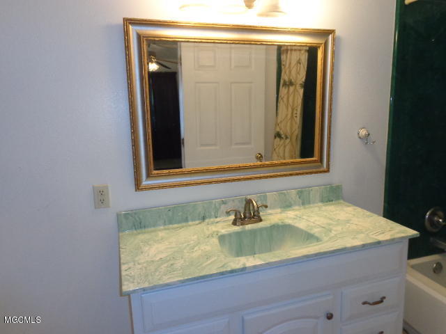 828 Tegarden Road Gulfport, MS 39507 - Photo 24 of 27 028