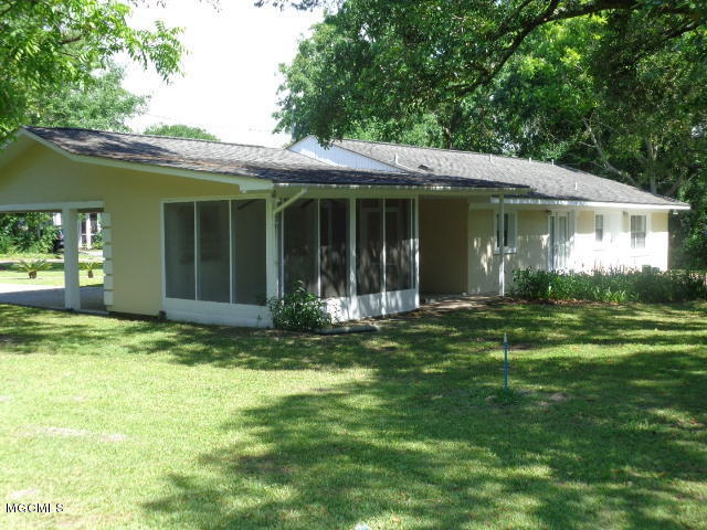 828 Tegarden Road Gulfport, MS 39507 - Photo 5 of 27 005