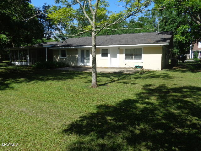 828 Tegarden Road Gulfport, MS 39507 - Photo 7 of 27 008