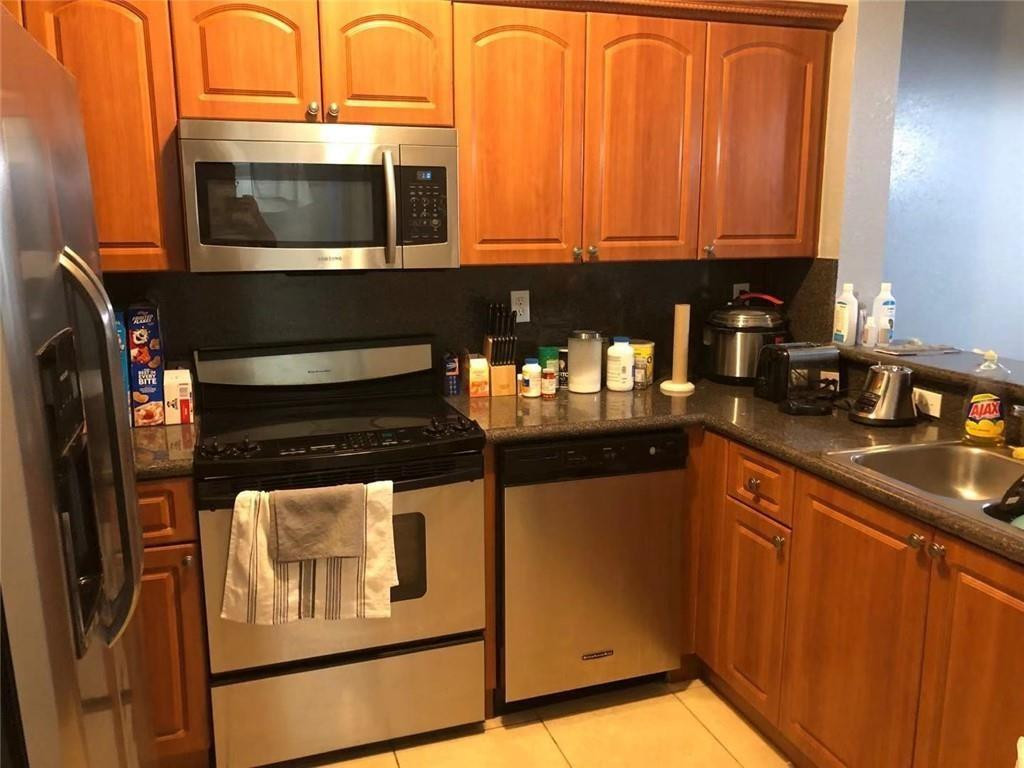 7060 Northwest 177th Street, Unit 103 Hialeah, FL 33015 - Photo 2 of 33 Photo 2