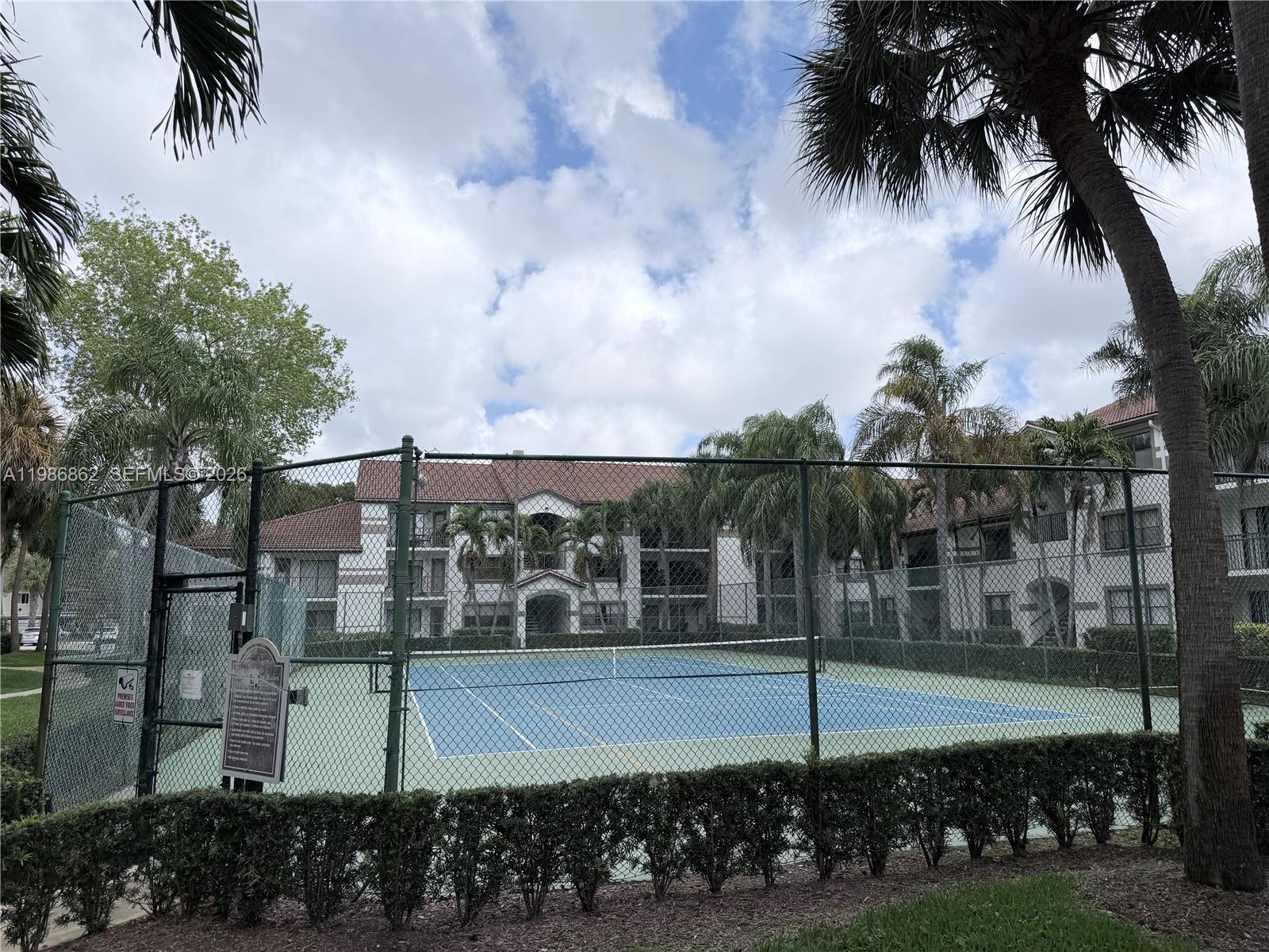 620 South Park Road, Unit 182 Hollywood, FL 33021 - Photo 5 of 7