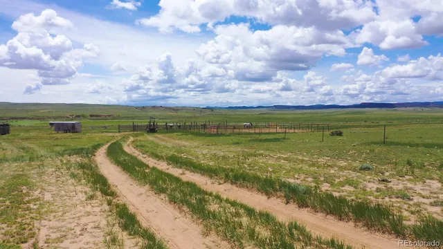 a view of an outdoor space and a yard