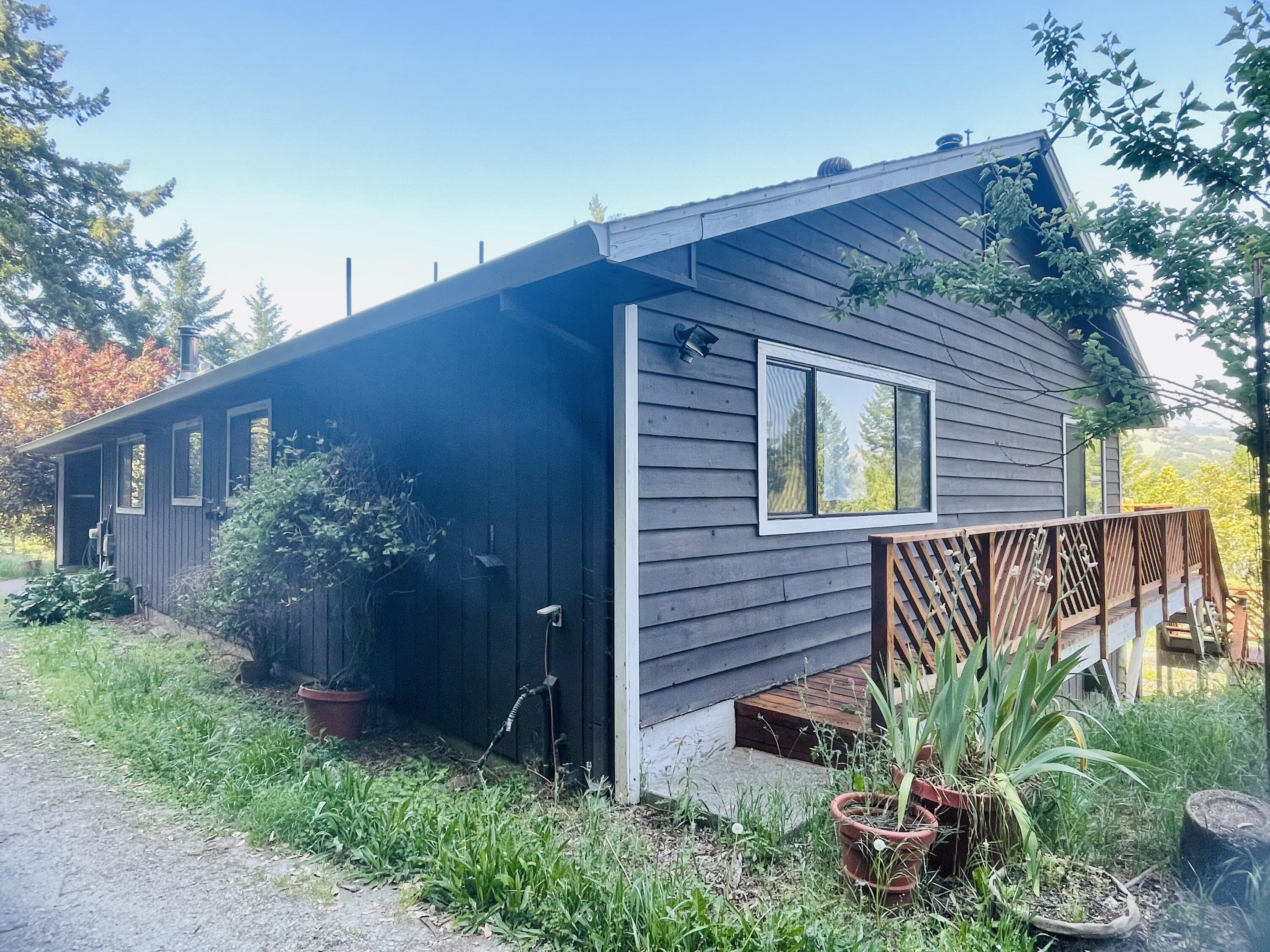 360 Graycliff Road Garberville, CA 95542 - Photo 2 of 63