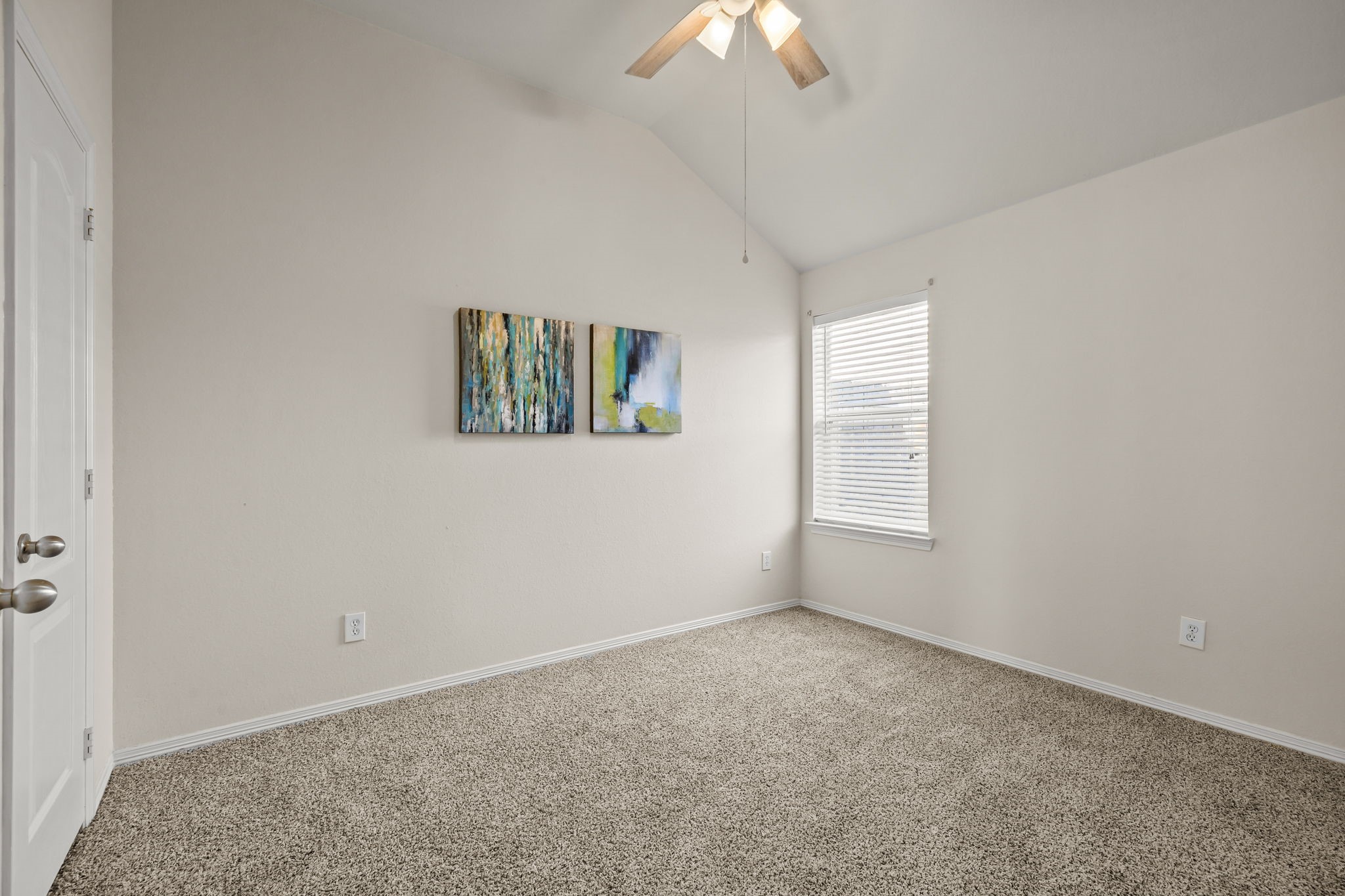 445 Decoster Boulevard Alvin, TX 77511 - Photo 18 of 32 All secondary bedrooms have fresh paint and new carpet